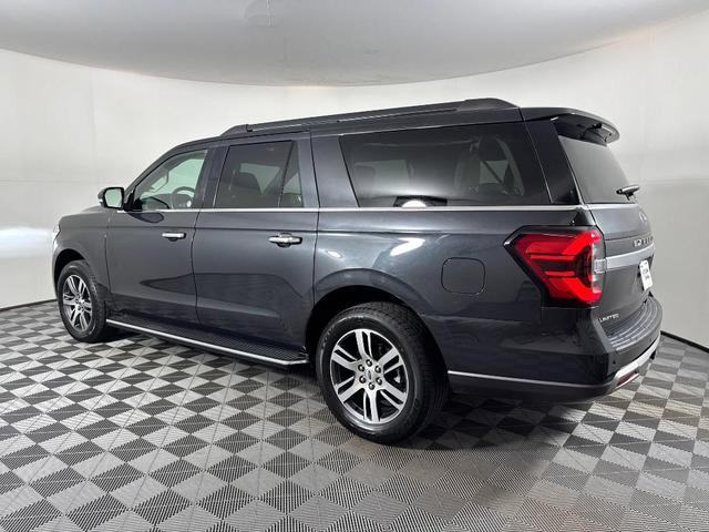 Photo of 2022 Black Ford Expedition Max