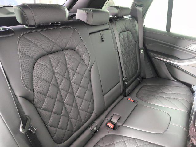 Photo of 2026 Black Sapphire Metallic BMW X5