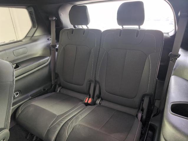 Photo of 2024 Metallic Jeep Grand Cherokee L