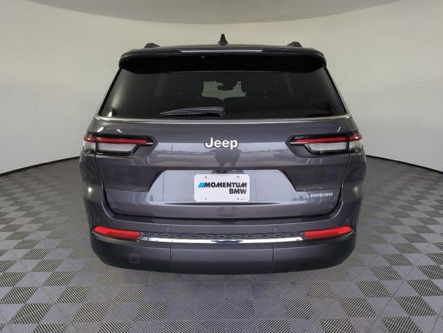Photo of 2024 Metallic Jeep Grand Cherokee L