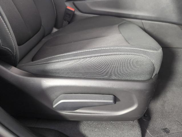 Photo of 2024 Metallic Jeep Grand Cherokee L