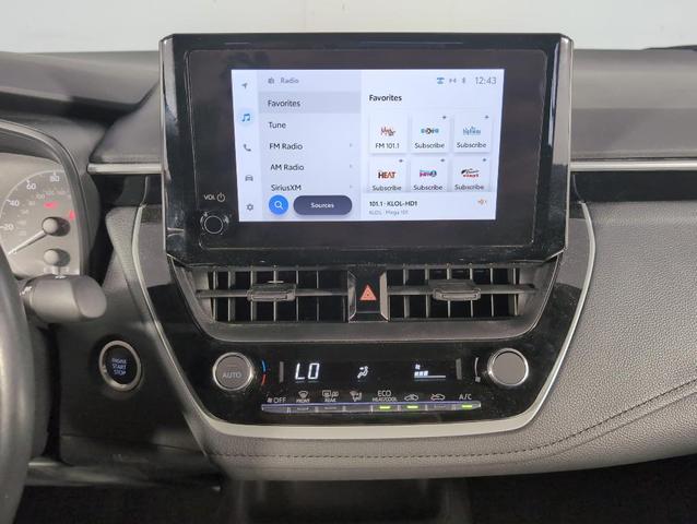 Photo of 2023 Silver Toyota Corolla