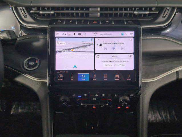 Photo of 2022 Metallic Jeep Grand Cherokee L
