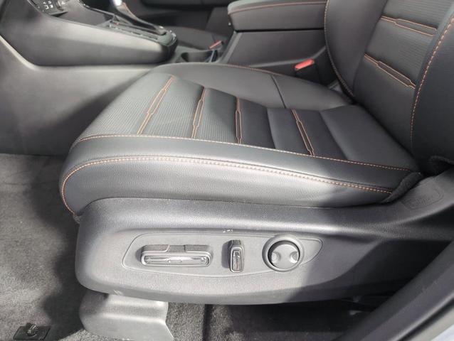 Photo of 2025 Silver Honda CR-V Hybrid