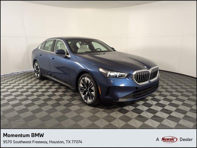 Photo of 2025 Phytonic Blue Metallic BMW 530