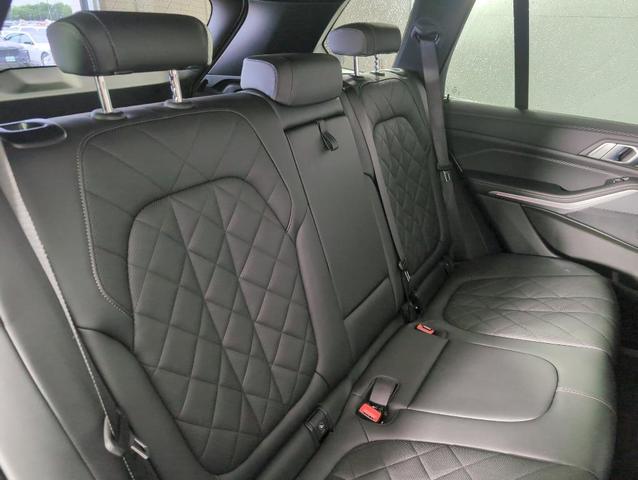 Photo of 2023 Alpine White BMW X5