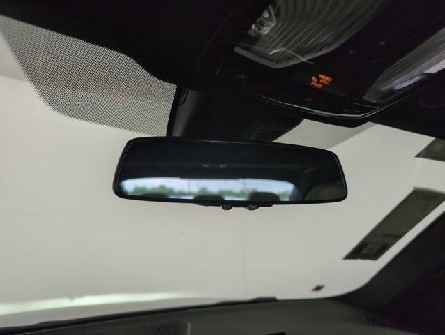 Photo of 2024 Black Sapphire Metallic BMW 330
