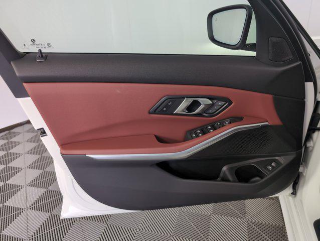 Photo of 2025 Alpine White BMW 330