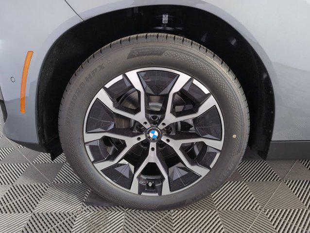 Photo of 2025 Gray Metallic BMW X3