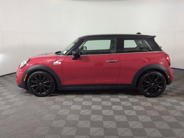 Photo of 2020 Chili Pepper Red MINI Hardtop