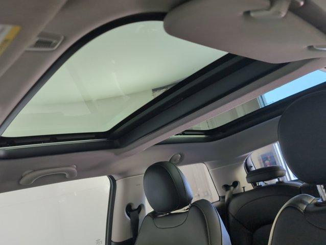 Photo of 2020 Chili Pepper Red MINI Hardtop