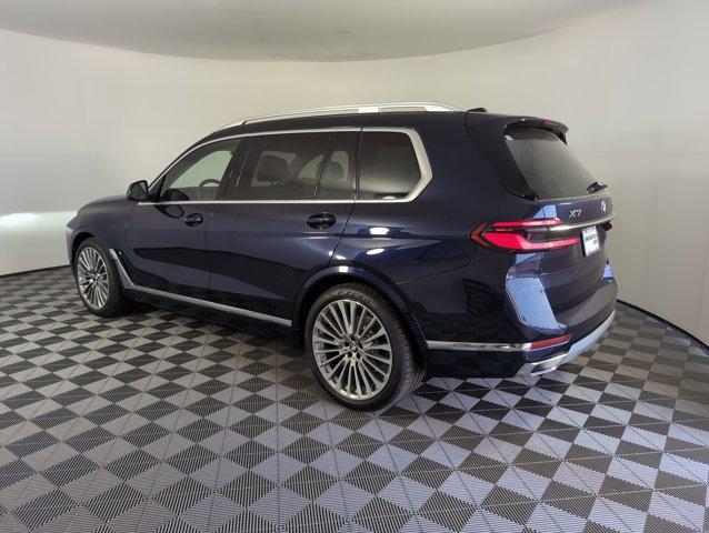 Photo of 2026 Tanzanite Blue II Metallic BMW X7