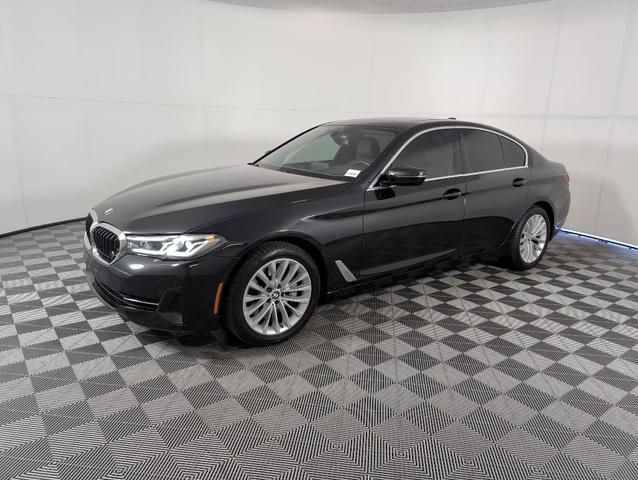 Photo of 2022 Black Sapphire Metallic BMW 530