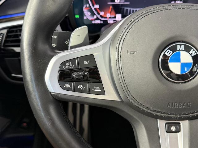 Photo of 2020 Black Sapphire Metallic BMW M550