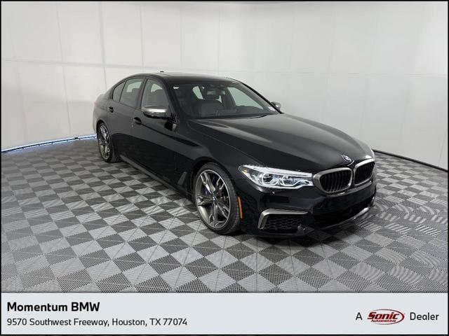 Photo of 2020 Black Sapphire Metallic BMW M550