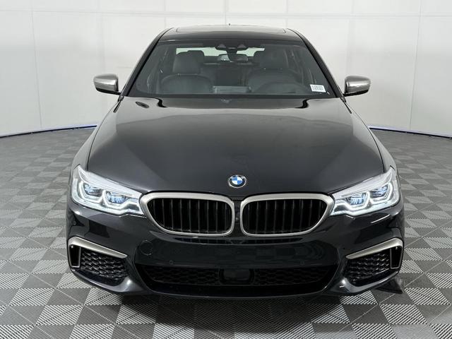 Photo of 2020 Black Sapphire Metallic BMW M550