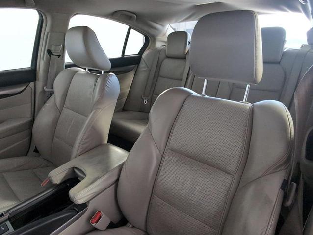 Photo of 2012 Silver Acura TL
