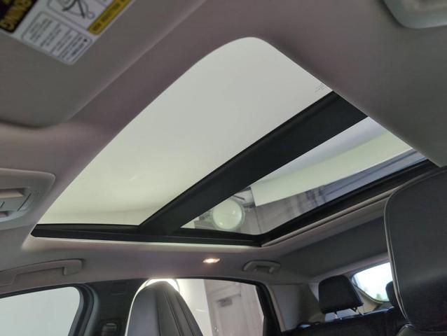 Photo of 2023 Black Diamond Pearl Nissan ARIYA