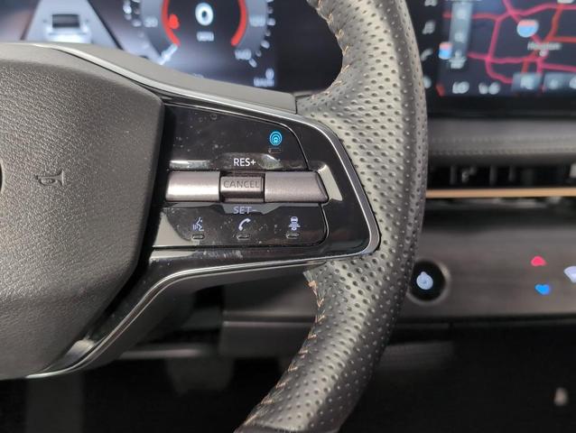 Photo of 2023 Black Diamond Pearl Nissan ARIYA