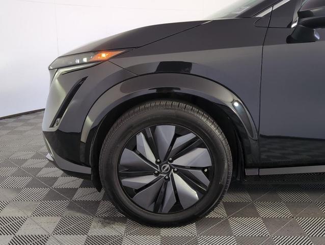 Photo of 2023 Black Diamond Pearl Nissan ARIYA