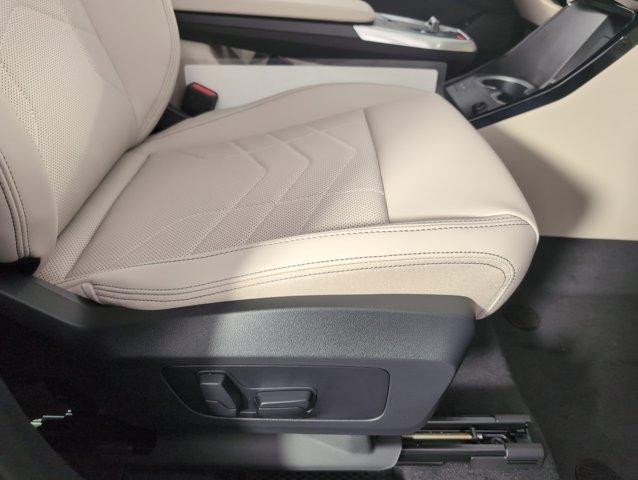 Photo of 2025 Space Silver BMW X1