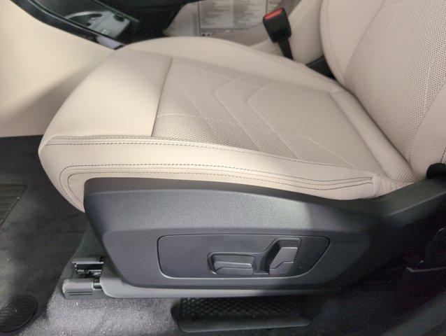 Photo of 2025 Space Silver BMW X1