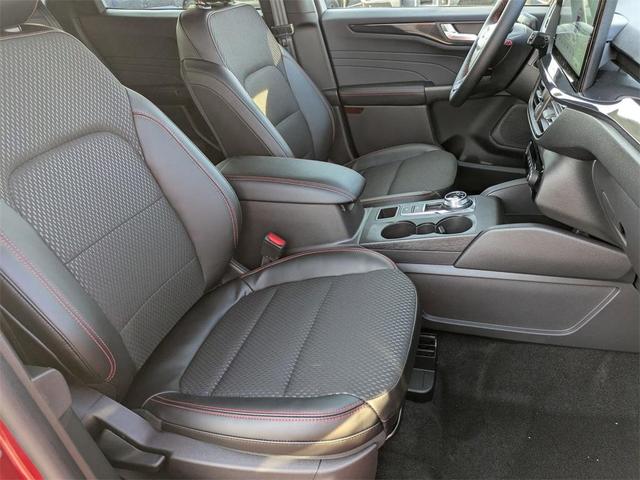 Photo of 2025 Rapid Red Metallic Tinted Clearcoat Ford Escape
