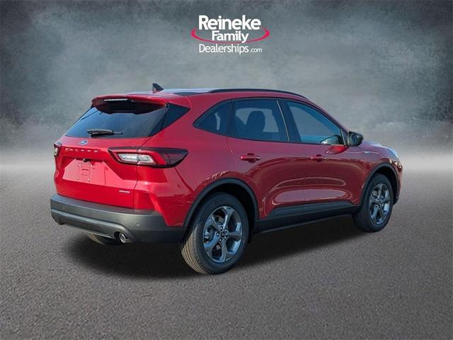 Photo of 2025 Rapid Red Metallic Tinted Clearcoat Ford Escape