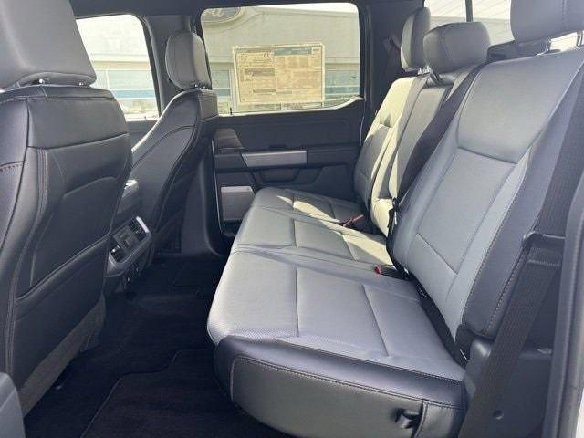 Photo of 2025 Oxford White Ford F-150 Lightning