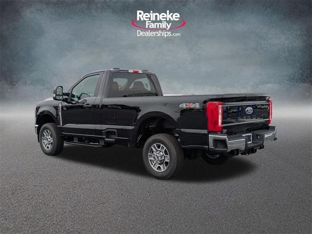 Photo of 2025 Agate Black Metallic Ford F-350