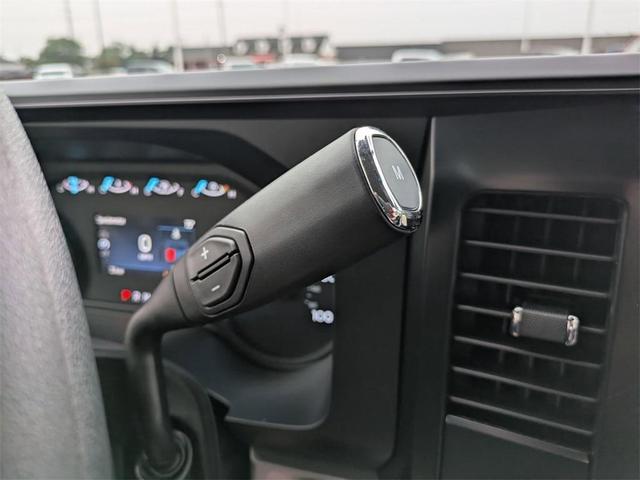 Photo of 2025 Agate Black Metallic Ford F-350