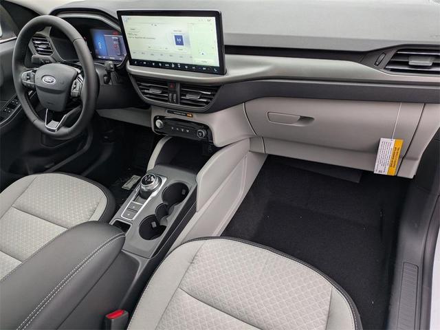 Photo of 2026 Oxford White Ford Escape