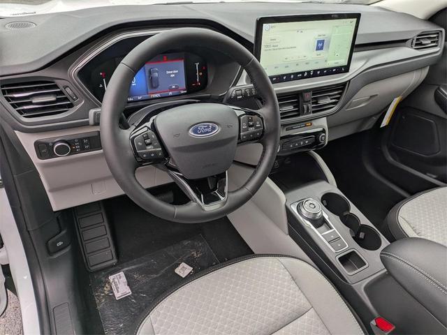 Photo of 2026 Oxford White Ford Escape