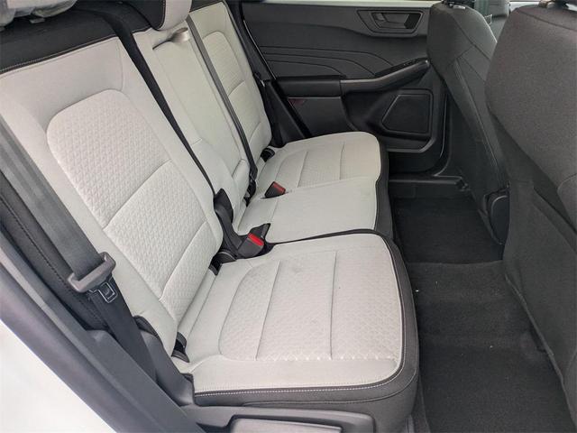 Photo of 2026 Oxford White Ford Escape