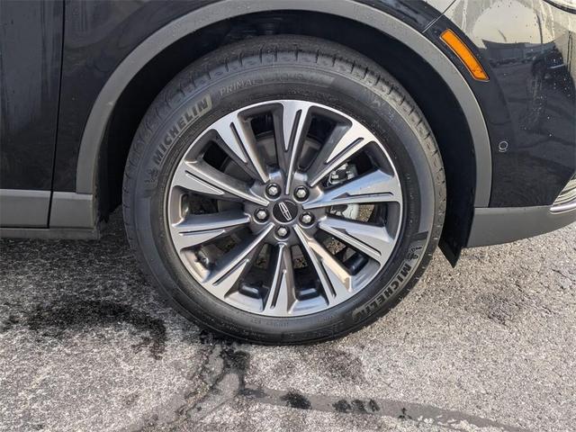 Photo of 2023 Infinite Black Metallic Lincoln Corsair