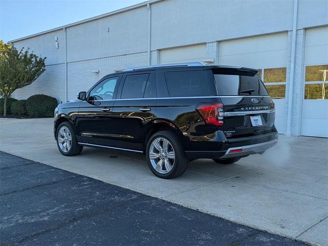 Photo of 2022 Agate Black Metallic Ford Expedition