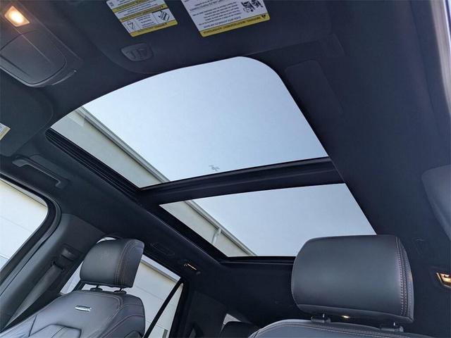 Photo of 2022 Agate Black Metallic Ford Expedition