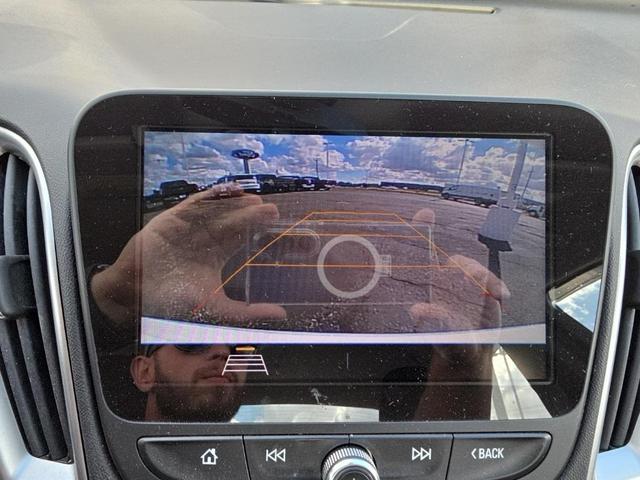 Photo of 2020 Summit White Chevrolet Malibu