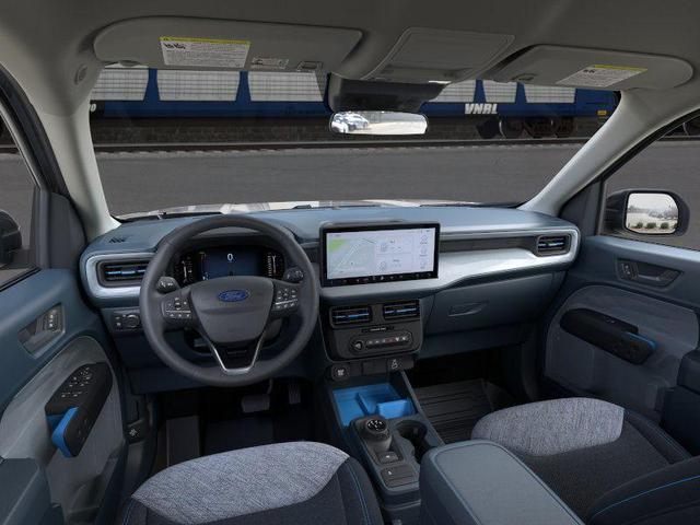 Photo of 2025 Carbonized Gray Metallic Ford Maverick