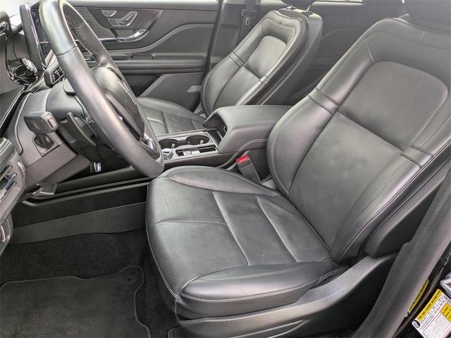 Photo of 2022 Infinite Black Metallic Lincoln Corsair
