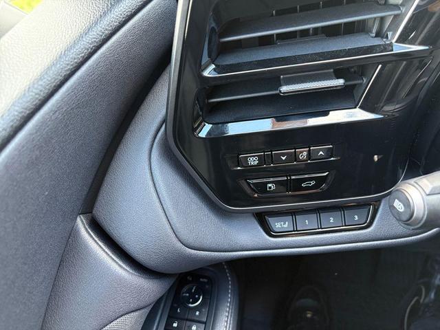 Photo of 2025 Pearl Lexus TX 500h