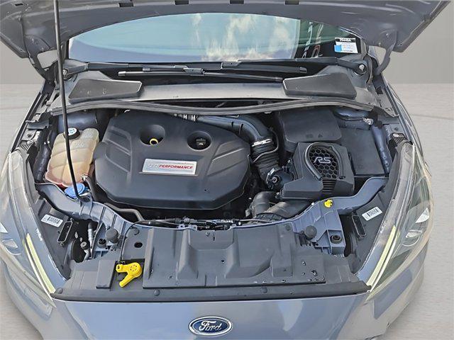 Photo of 2016 Stealth Gray Ford Focus RS