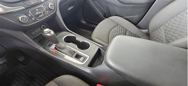 Photo of 2021 Pacific Blue Metallic Chevrolet Equinox
