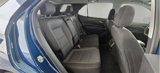 Photo of 2021 Pacific Blue Metallic Chevrolet Equinox