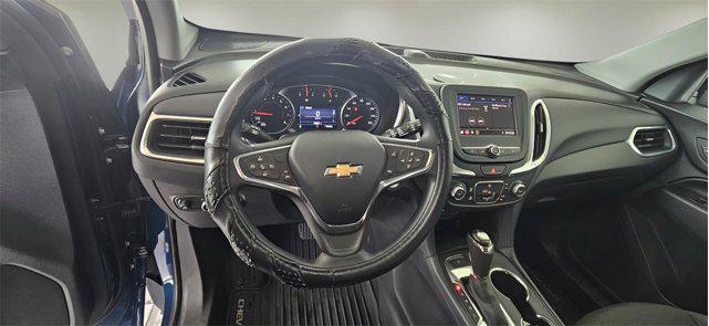 Photo of 2021 Pacific Blue Metallic Chevrolet Equinox
