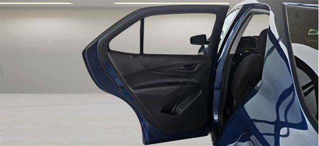Photo of 2021 Pacific Blue Metallic Chevrolet Equinox