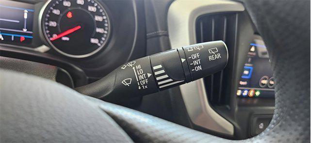 Photo of 2022 Quicksilver Metallic GMC Terrain