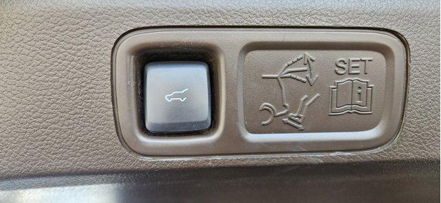 Photo of 2023 Agate Black Metallic Ford Expedition