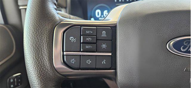 Photo of 2023 Agate Black Metallic Ford Expedition