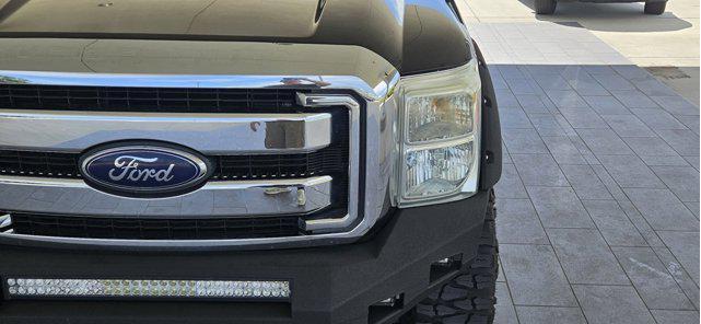 Photo of 2013 Tuxedo Black Metallic Ford F-250